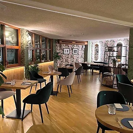 Hotell Parkhotel Brunauer 4*