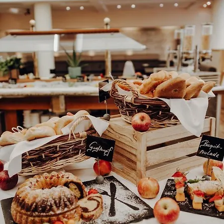 מלון Parkhotel Brunauer